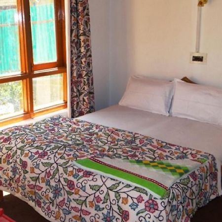 Hayat Hotel Pahalgām מראה חיצוני תמונה